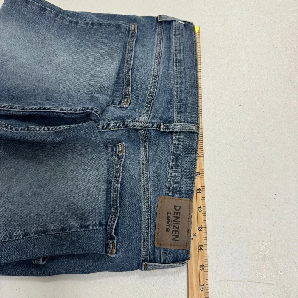Denizen from Levis 216 Slim Fit Jeans Mens 31x27 Medium Wash Blue Denim Pants